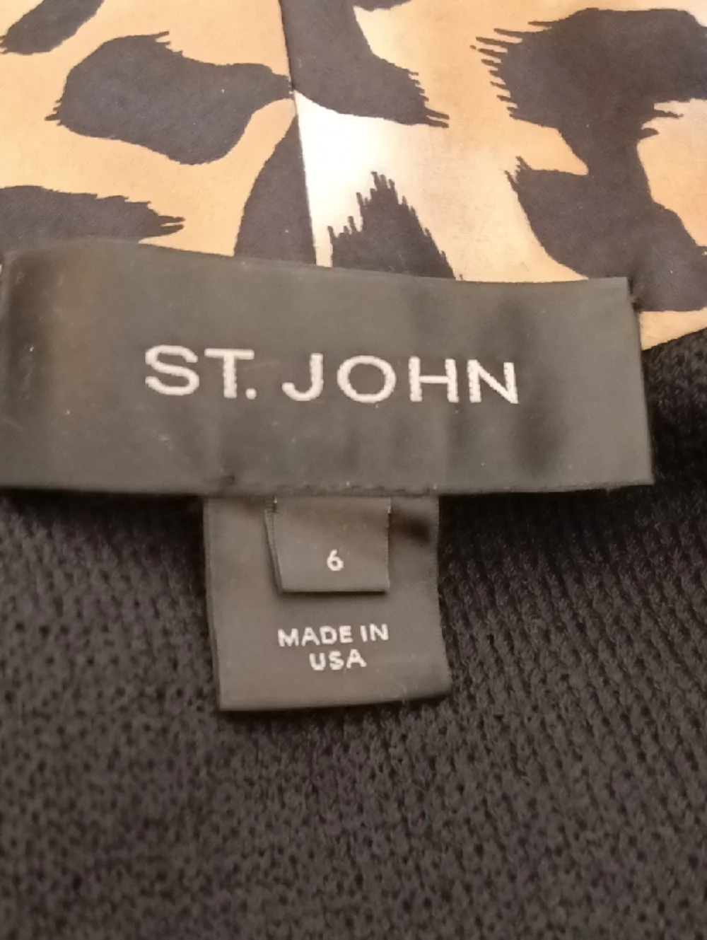 St. John Open Front Knit Jacket w/ Satin Leopard Accent Lining Size 6